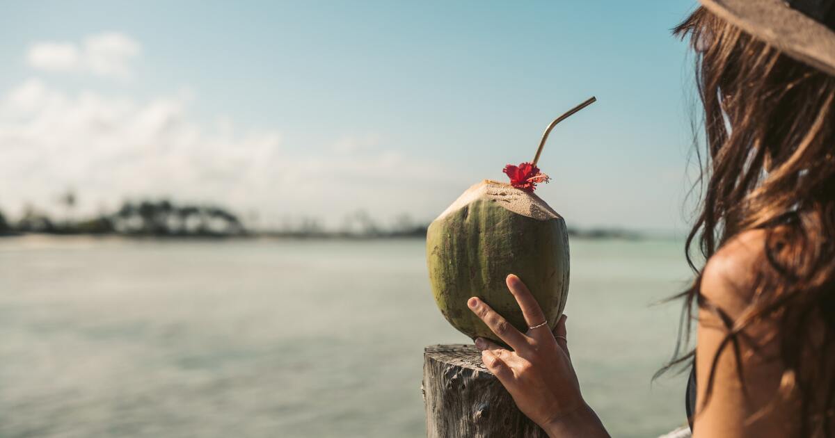 How Coconut Water Benefits Your Health, Skin, and Digestion!